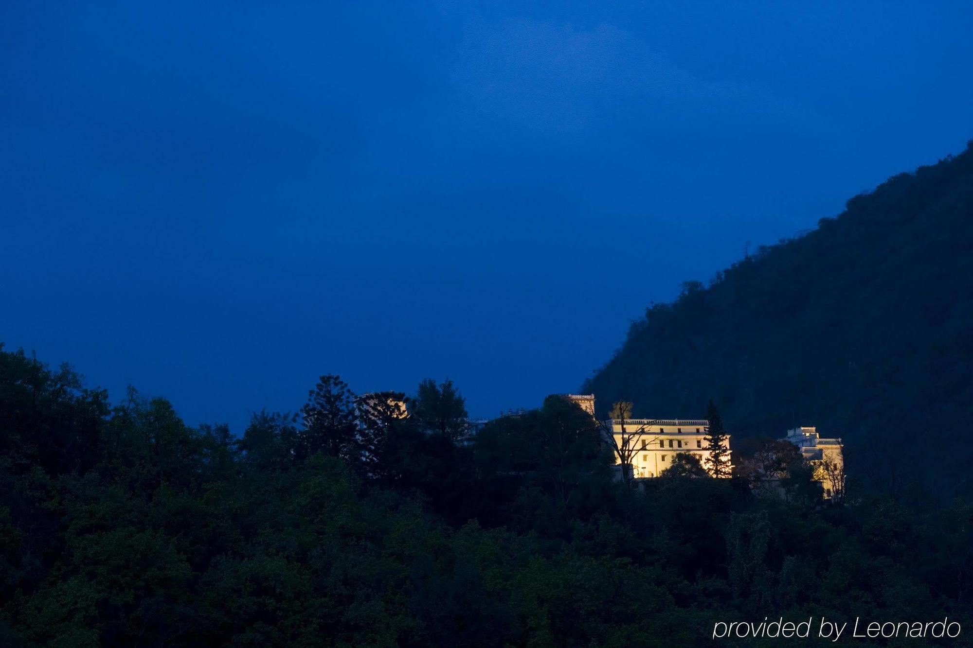 Ananda In The Himalayas Hotel Rishīkesh Exterior foto